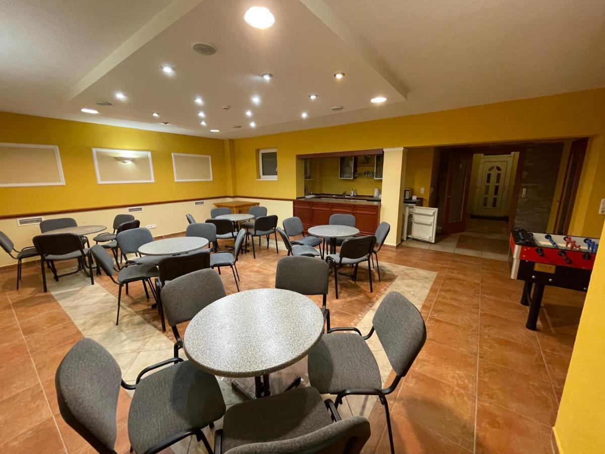 Garda Wellness Apartmanhaz Heviz Exterior photo